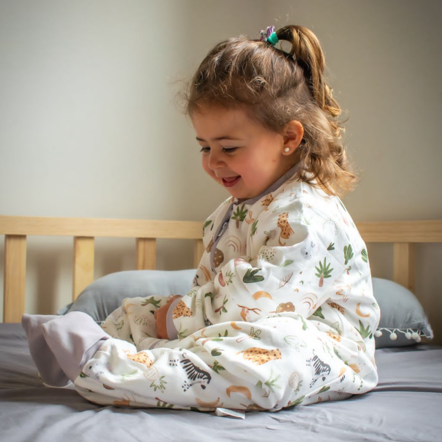 Saquito de Dormir Sueño Seguro / Tipo Enterito / TOG 1.0 / Diseño Jungla · 100% Algodón · Temperatura Constante